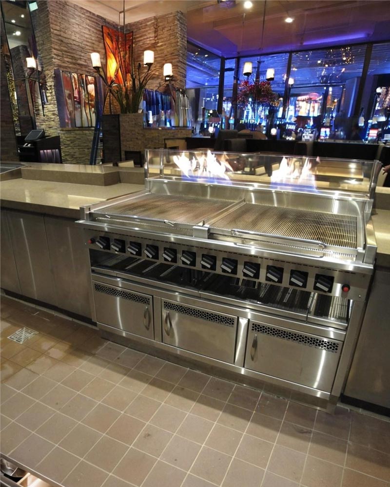 Custom Grilling Ecosystem: Crafting Culinary Theater & Brand Loyalty for Niche Steakhouses